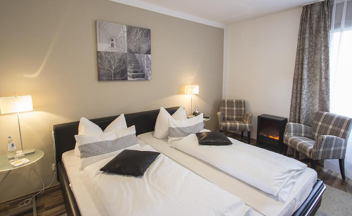 Hotel Schlee Hohenschäftlarn Oda fotoğraf