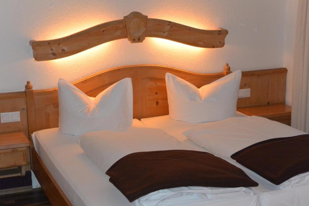 Hotel Schlee Hohenschäftlarn Oda fotoğraf