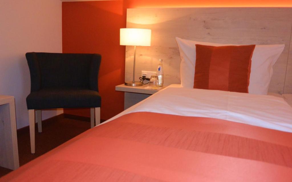 Hotel Schlee Hohenschäftlarn Oda fotoğraf