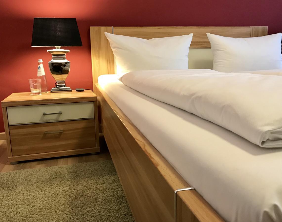 Hotel Schlee Hohenschäftlarn Dış mekan fotoğraf